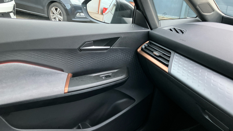 CUPRA Born 170kW e-Boost V1 59kWh 5dr Auto Electric Hatchback